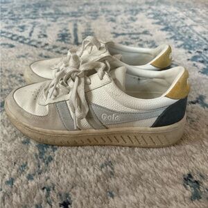 Gola White and Gray Trident Grandslam Sneakers